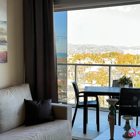 Dulce Escape Apartment *